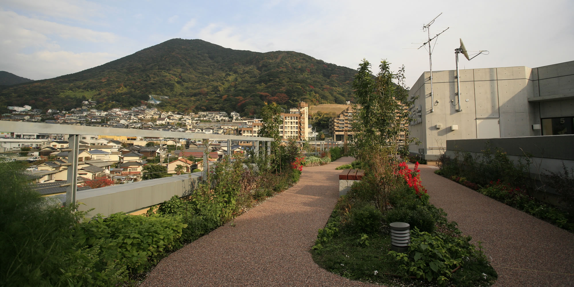 霧ヶ丘つだ病院　屋上からの風景